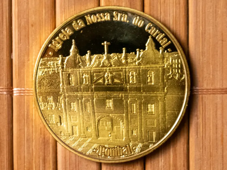 Medalha — Igreja de Nossa Senhora do Cardal, Pombal